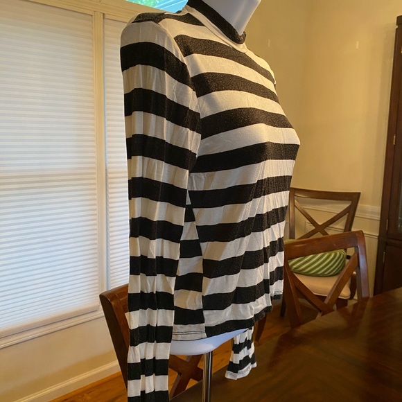 Long sleeve crop top - Picture 2 of 6